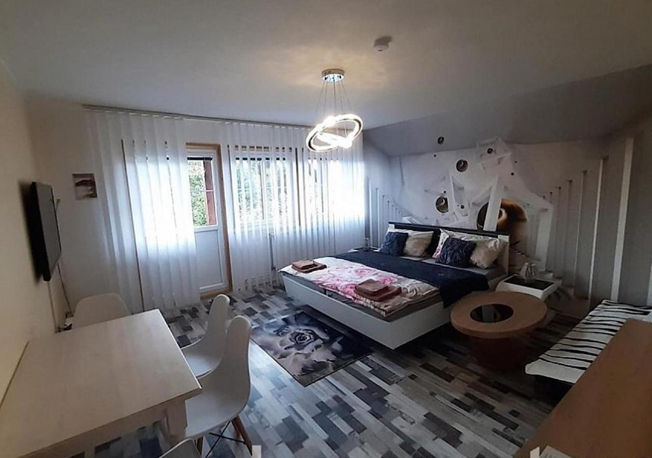 Hotel Lipno Pearl à Lipno nad Vltavou Extérieur photo