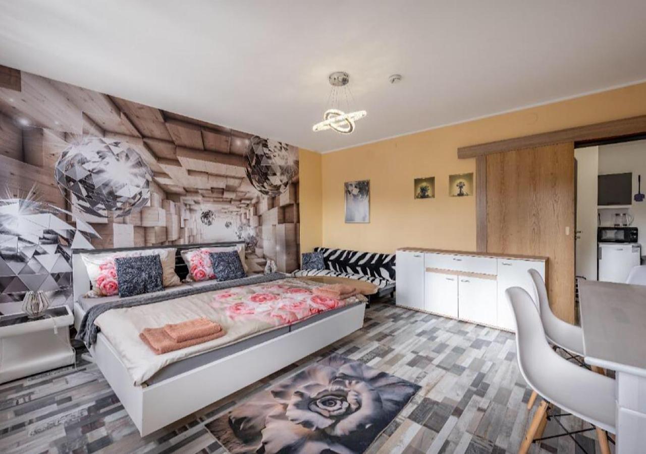 Hotel Lipno Pearl à Lipno nad Vltavou Extérieur photo